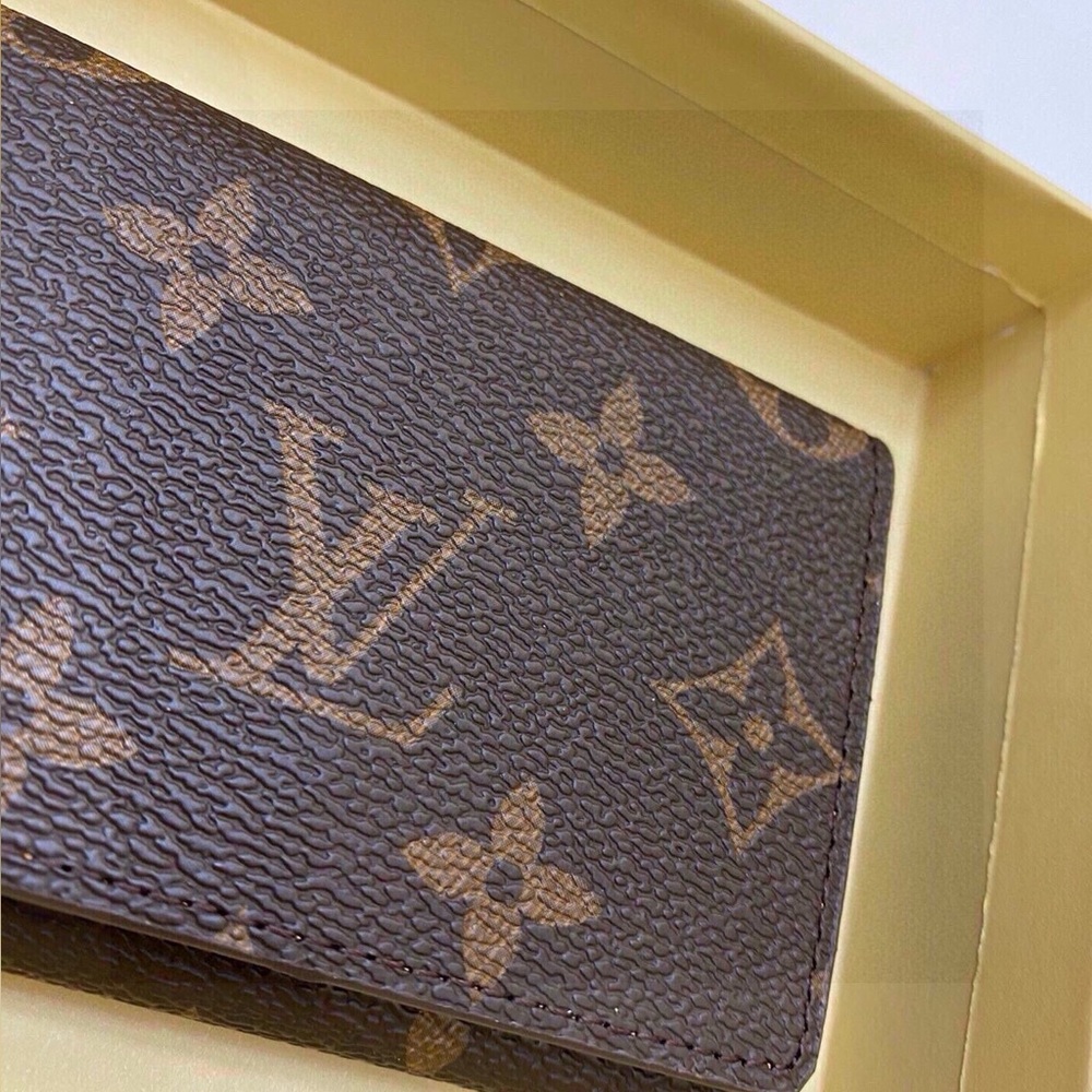 Chanel Wallet - Picture 2 of 5